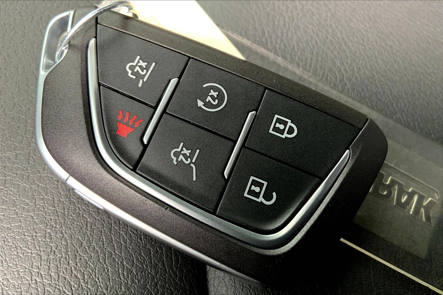 New 2025 Cadillac Escalade ESV Luxury SUV in Pasadena #SR393295